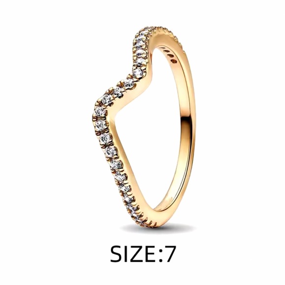 NWOT Gold Sparkling Wave Ring Size US 7 Women 14k Gold-Plated - Picture 1 of 9